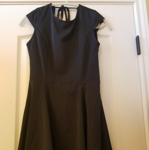 NWT Tobi MockNeck Backless A-line Dress - Picture 5 of 9